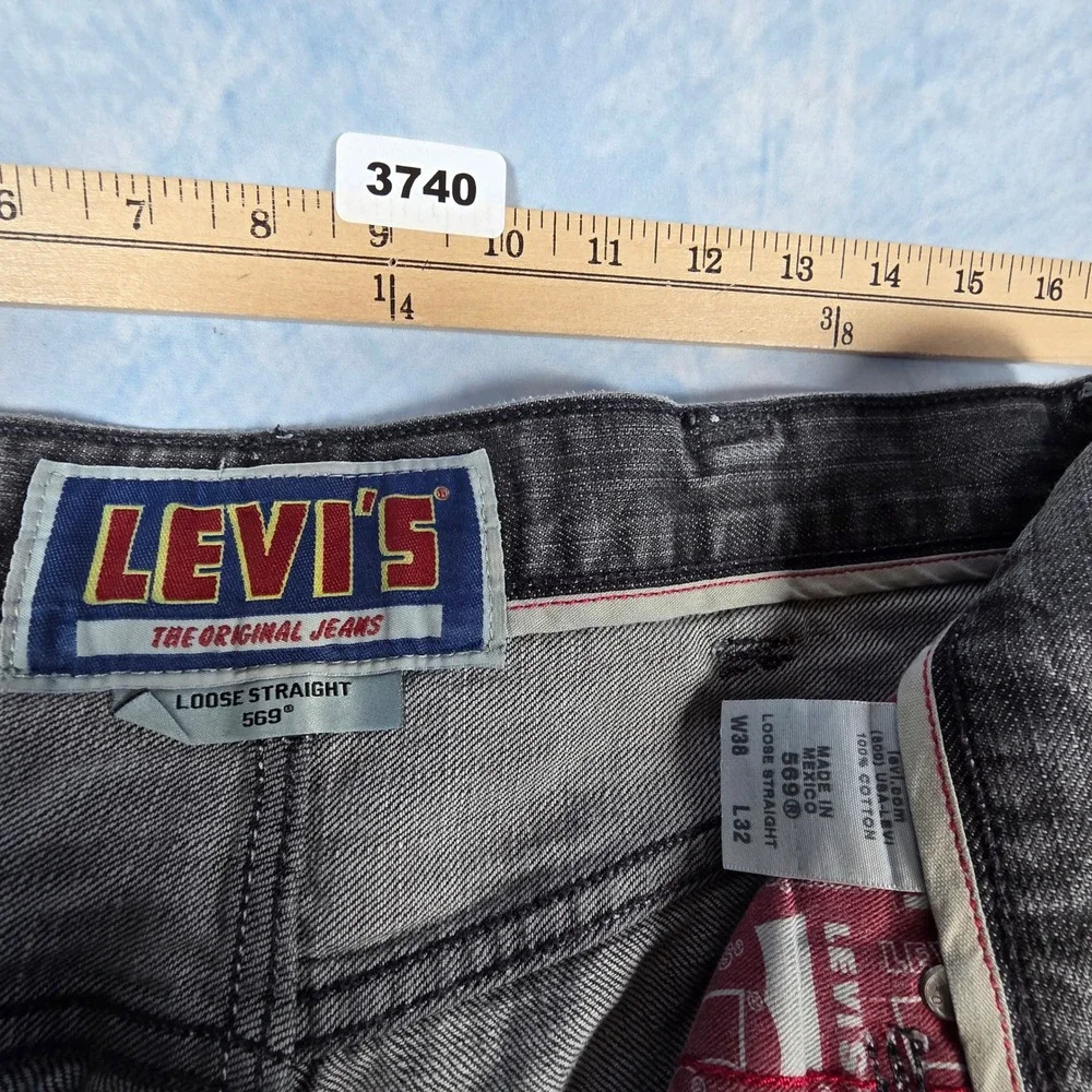Vintage Y2K Levis 569 Loose Straight Jeans Mens 38x32 Black Faded